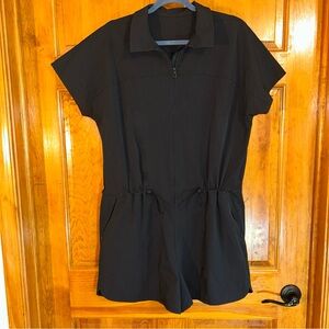 Lululemon Black  Stretch RibPocketed Romper (Relax Fit) Sz 8-EUC